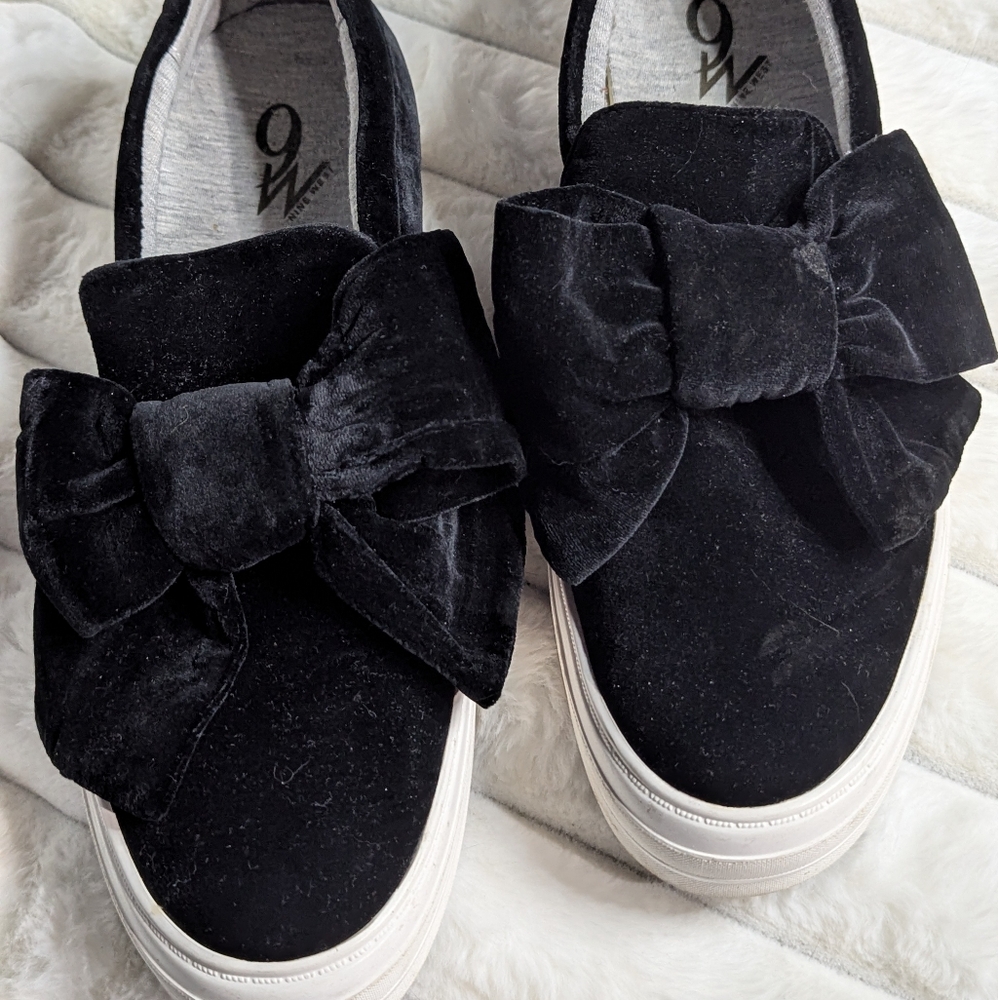 9W Women's Black Velvet Bow Slip-On Shoes